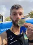 Rinaldo Schielke lief den Marathon in Berlin in neuer pers&ouml;nlicher Bestzeit. Mit 3:10:53 Stunden war er drei Minuten schneller als im vorigen Jahr. Der Traum, einmal unter drei Stunden zu laufen, bleibt.