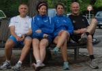 Jens-Uwe B&ouml;rner, Sabine B&ouml;rner, Isa H&ouml;ber und Lutz Klau&szlig; (v.l.) wollen gemeinsam mit Heidi und Ronald Rabenstein am Rennsteiglauf teilnehmen.