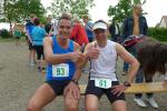 Dirk Meier und Detlef Sch&auml;fer schenkten sich bei diesem Lauf nichts. Auf der Strecke harmonierten sie gut und zogen sich gegenseitig. Im Ziel hatte der Triathlet Sch&auml;fer die Nase vorn.