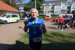 Ein zufriedener Lauf-Fotograf nach 21,1 Kilometern im Ziel: Jens-Uwe B&ouml;rner.