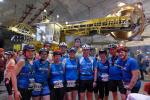 In dem ehemaligen Gro&szlig;bunker ist ein Foto vor dem gr&ouml;&szlig;ten untert&auml;gig eingesetzten Schaufelradbagger der Welt einfach Pflicht: Nancy Bothe, Janine und Daniel Wuwer, Sabine B&ouml;rner, Olaf Bothe, Petra Becker, Jens Stampnik, Detlef Sch&auml;fer, Stefan Sindermann, Conny und J&uuml;rgen G&uuml;nther, Jens-Uwe B&ouml;rner (v.l.).