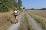 Darleen Osinsky	vom Haldensleber SC trainiert oft mit den Bode-Runners der Gaensefurther Sportbewegung. F&uuml;r den anspruchsvollen Crosslauf &uuml;ber sechs Kilometer hatte sie sich eine Zeit unter 30 Minuten vorgenommen. Mit ihren 29:55 Minuten lag sie nicht nur voll im Limit, sie sicherte sich auch Platz zwei in der Gesamtwertung der Damen.  