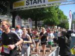 Sylvia K&ouml;hn (Bildmitte) bestritt als einzige der Gaensefurther die 10 km Distanz