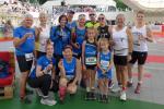 Ein Teil der Bode-Runners der Gaensefurther Sportbewegung hatte es schon zum Gruppenfoto in die Schierker Feuerstein Arena geschafft. Nat&uuml;rlich fand man in den Startunterlagen einen Schierker Feuerstein, den man aber lieber erst nach den anspruchsvollen Strecken zu sich nahm.  