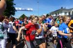 Kurz nach dem Start &uuml;ber 5 Kilometer herrscht dichtes Gedr&auml;nge.