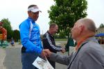 Triathlet Detlef Schäfer bestritt seit langer Zeit mal wieder einen Wettkampf mit den Bode-Runners und sicherte sich den Sieg in Altersklasse m50. Triathlet Detlef Schäfer bestritt seit langer Zeit mal wieder einen Wettkampf mit den Bode-Runners und sicherte sich den Sieg in Altersklasse m50.