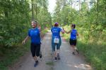 Während Sabine Börner und Kathleen Mahler die Wende noch vor sich haben befindet sich Jan Zaschke schon auf dem Rückweg.