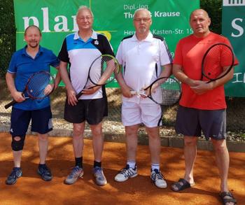 Mannschaft Herren 50 v.l. Andreas Trensinger, Ingo Becker, Manfred Rademann, Steffen Mattheis Mannschaft Herren 50 v.l. Andreas Trensinger, Ingo Becker, Manfred Rademann, Steffen Mattheis