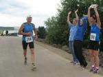 Triathlet J&uuml;rgen Eisfeld freut sich &uuml;ber den freundlichen Empfang der Bode-Runners.