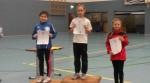 Gro&szlig;e Freude bei Nina &uuml;ber Platz 2 im Dreikampf mit pers&ouml;nlicher Bestleistung von 969 Punkten..
