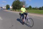 Weil Jens-Uwe mit einem gebrochenen Zeh am Laufen gehindert war, bekam er ein Fotografenfahrrad f&uuml;r sein zweitliebstes Hobby gestellt.