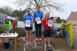 Als Gesamtsieger bei den Frauen &uuml;ber 25 Kilometer stehen Katrin Winkler-Hindricks und Kirsten Geist von der Gaensefurther Sportbewegung auf dem Podest.