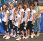 Einige Mitglieder der Dance-Factory mit &Uuml;bungsleiterin Doris Pirwitz