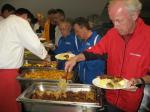 Nach Erreichen des Ausgangspunktes in Bernburg konnten die 40 teilnehmenden Läufer an einem reichhaltigen Buffet ihre Kräfte regenerieren. Nach Erreichen des Ausgangspunktes in Bernburg konnten die 40 teilnehmenden Läufer an einem reichhaltigen Buffet ihre Kräfte regenerieren.