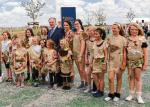 Die M&auml;dchen der Dance Factory freuten sich sehr &uuml;ber ein Foto mit dem Ministerpr&auml;sidenten aus Sachsen-Anhalt.