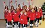 Die jungen T&auml;nzerinnen bei der Probe f&uuml;r ihr neues Weihnachtsprogramm im Kinder- und Jugendfreizeitzentrum Egeln. Foto: Renè Kiel, Generalanzeiger
