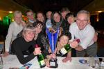 Da ist er, der neue Wanderpokal, an dem sich die Bode-Runners der Gaensefurther Sportbewegung jetzt ein Jahr satt sehen k&ouml;nnen. Ob er auch ein n&auml;chstes Mal erlaufen wird, werden sie auf 14 neuen Laufveranstaltungen in 2024 ausprobieren k&ouml;nnen.