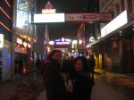 Wenn man Silvester in Hamburg verbringt, ist der Bummel über die Reeperbahn ein absolutes Muß. Wenn man Silvester in Hamburg verbringt, ist der Bummel über die Reeperbahn ein absolutes Muß.