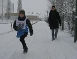 Während Robin Dietrich von der Gaensefurther SB tapfer mit dem Schnee kämpfte, musste sich seine Mutti Cornelia auf das Anfeuern beschränken. 