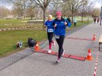 Kathleen Mahler und Christa Fümel kämpften sich auf den sieben Kilometern zusammen durch. Das brachte Christa Fümel den ersten Platz in der Altersklasse W65 ein!

