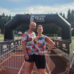 Ein Laufwochenende der Superlative erlebten Nicky Bergholz und Anja Kroner beim Sachsen-Trail im Erzgebirge (v.l.). Die Serie, in der drei Wettk&auml;mpfe zusammen gewertet wurden, beendete Kroner mit einem zweiten Platz in der W30.