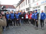 26 Läufer und 4 Radfahrer waren am Start des 3. Stadtwerkelaufes in Bernburg versammelt.