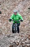 Olaf ist voll konzentriert auf der 25 Kilometer langen Radstrecke.