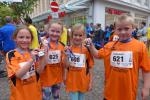 Geschafft und stolz! Die Teilnehmer der Grundschule Förderstedt waren stark vertreten. Den Wanderpokal für die schnellste Grundschule hatte sich 2019 die Goetheschule Staßfurt geholt, welchen es zu verteidigen gilt.