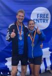 Während Peter Brauer seinen ersten Marathon in Berlin finishte, konnte Lebensgefährtin Heike Lenz ihre Marathonzeit um 17 Minuten verbessern.
