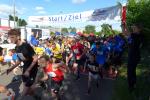 Bei jedem Start war das Gedränge beim 7. Staßfurter Salzlandlauf groß 