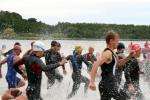 7 Gaensefurther Triathleten befanden sich unter den Startern im Hasse-See in Braunsbedra. 