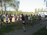 Kurz nach dem Start des 6. Laufes des Solvay-Cups in Bernburg, an dem 11 Läufer und Triathleten der Gaensefurther Sportbewegung teilnahmen.