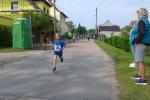 Lotta Siebert fliegt zu ihrem Altersklassensieg in der WKU8 über 1,1 Kilometer und schnappt sich auch noch den zweiten Platz im Gesamtklassement der weiblichen Teilnehmer.