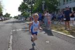 Mit einem riesigen Vorsprung holte sich Emily Siebert den ersten Platz über die 800 Meter-Distanz.