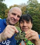 Olaf und Nancy Bothe wollen k&uuml;rzer treten - oder laufen - und absolvierten so nach ihrem Berlin-Marathon, den Harz-Gebirgslauf auf halber Distanz (v.l.).