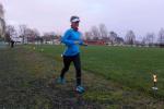 Die sp&auml;tere Siegerin bei den Frauen, Petra Becker, ist am Sportplatz angekommen.