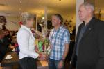 Die Jubilare hatten ins Salzlandcenter geladen und au&szlig;er den Bode-Runners und der Familie kamen auch befreundete L&auml;ufer wie hier Heidi Schwenke. 