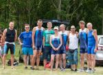 Das Gaensefurther Triathlon-Team mit v.l.  Marco und  Detlef Hofer, Steffen Schöler, Martin Wille, Annegret Wille, Olaf Moch, Thomas Vetter, Andreas Sprechert, Jürgen Eisfeld.  