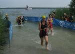 Einige Damen von den Bode-Runners wollten Ihren Partnern in Nichts nachstehen und stellten sich den Herausforderungen des Triathlon. Hier Sabine Börner und Jana Bieganski.