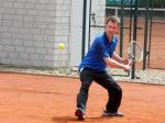 Ronny Selig sicherte bei den Herren 40 mit seinem Sieg den einzigen Punkt für die Gaensefurther. Foto: Enrico Joo, Volksstimme