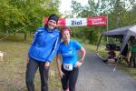 Sabine Börner (r.) glücklich im Ziel über 10 km, wo Nicole Schlottag schon Zeit zum Erholen nach ihrer 5 km Distanz hatte. 