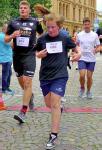 ...oder Nils Hähnel (l.), Oliver Jacobi, Robin Danneberg, Calvin Kleineidam und Justus Kluge von den Handballern des SV Rot-Weiss beim 1,5 -Kilometer-Hobby-Lauf.