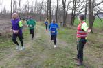 Gemeinsamer Start der roten und schwarzen Startnummern, bevor sich die Strecken nach dem Erklimmen der Burg Regenstein dann teilten. Thomas Braun (Startnummer 418) ist hier vor den Anstiegen noch voller Euphorie auf seine 14 Kilometer lange Strecke.