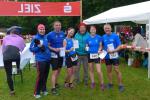 Die Bode-Runners (blaue T-shirts v.l. Kathleen Mahler, Nico Mahler, Sabine Börner, Sylvia Köhn und Jens-Uwe Börner) waren sehr zufrieden mit dem anspruchsvollen Lauf durch die Harzer Klippen. 