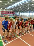 Robin Dietrich beim 1000m Start (l.)