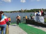 Andreas Sprechert brauchte für die 750m Schwimmstrecke 10:23 Minuten.