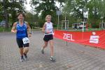 Nancy Bothe (185) erlief eine persönliche Bestzeit und wurde von Kirsten Geist ins Ziel begleitet. Starkes Teamwork!