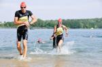 So wie hier 2016 hoffen die Organisatoren unseres Vereins wieder auf zahlreiche Triathleten und Volkssportler am Löderburger See. Foto: Ronge, triathlon-archiv.