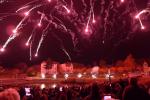 Der absolute Höhepunkt ist das Feuerwerk über dem Stadtsee.