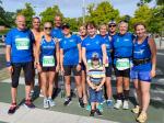 Die Bode-Runners der Gaensefurther Sportbewegung vor dem Start zum 38. Schweriner Fünf-Seen-Lauf: Lutz Klauß, Dirk und Claudia Meier, Josef und Katrin Winkler Hindricks, Kirsten Geist, Sylvia Köhn, Christa Fümel, André Geist, Harald Fümel und Janine Wuwer (v.l.)